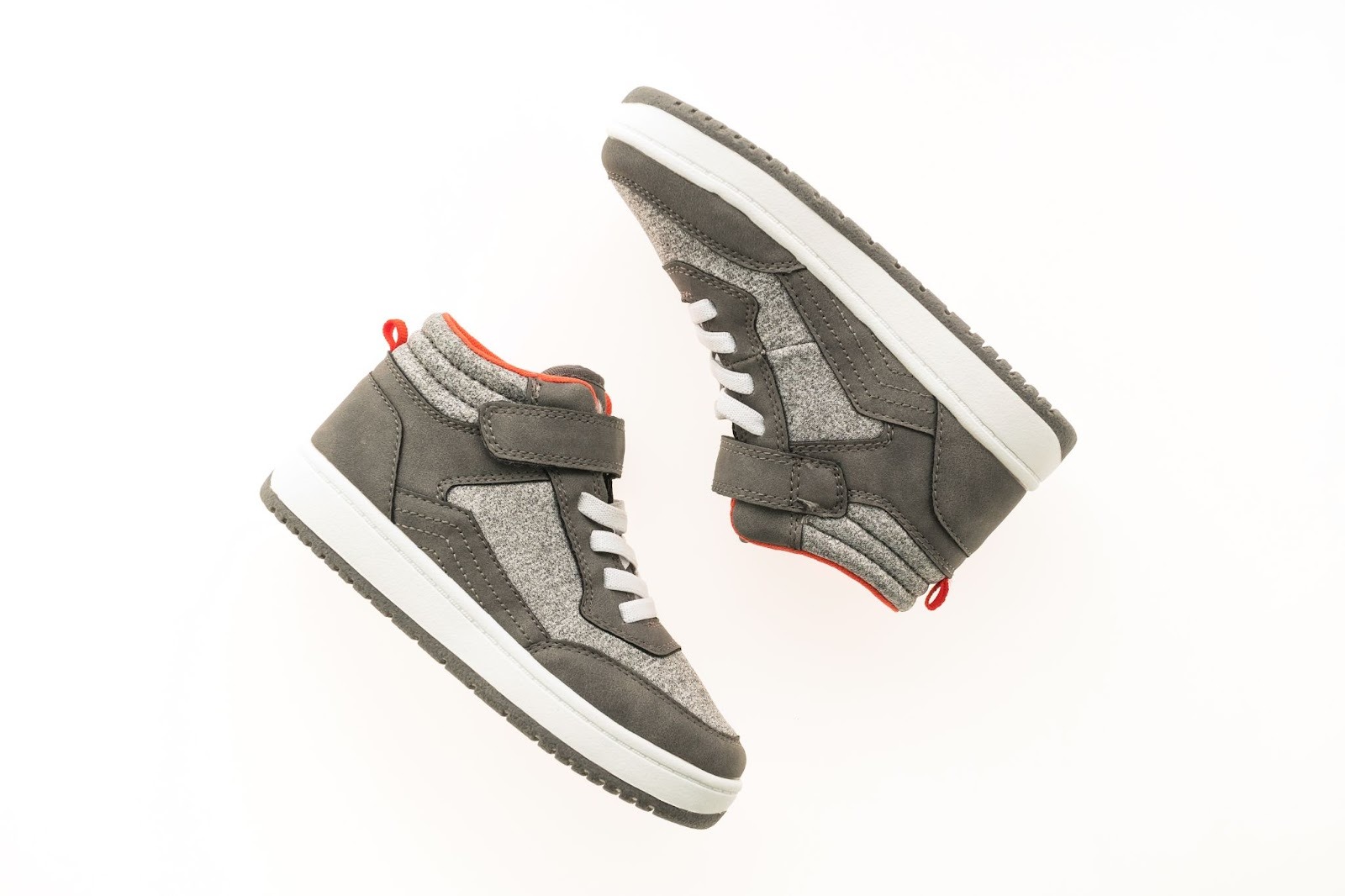 How a sneaker tracker Helps You Stay Updated on Sneaker Restocks